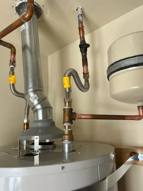 Water heater installation and plumbing repair in Bloomsdorf